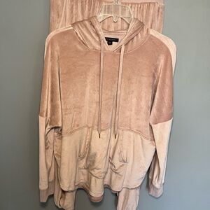 Donna Karan Blush Velour Hoodie Pajama/Leisurewear Set